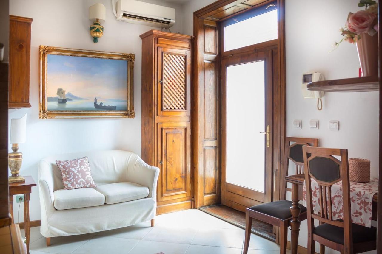 8 Small And Cozy Suite Тимишоара Экстерьер фото
